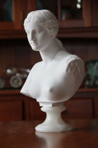 Bust Reproduction of Venus de Milo Sculpture Louvre Paris statue Marble